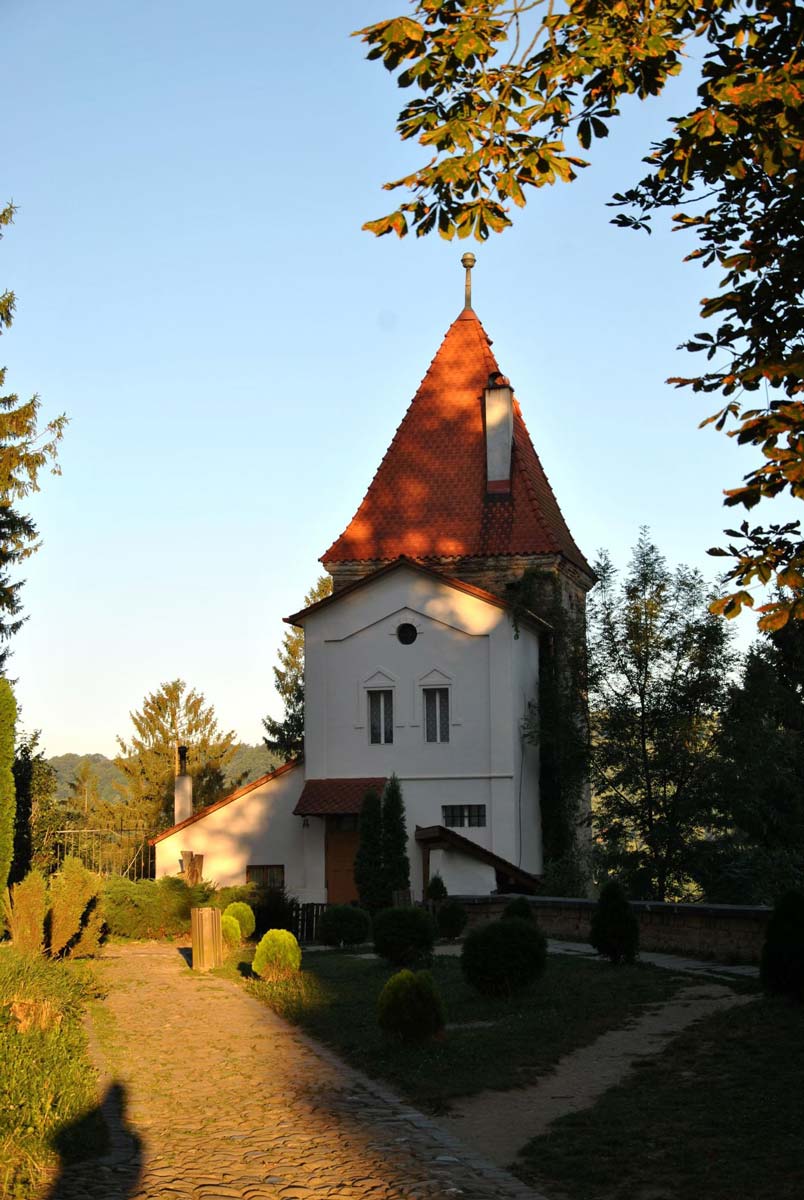 The Mountain Church | Biserica din deal
